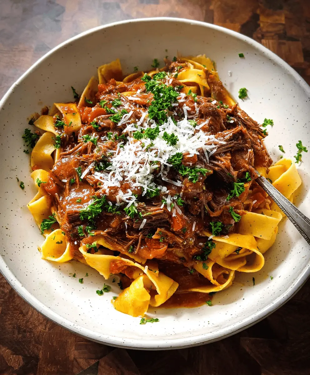 Easy Slow Cooker Beef Ragu Recipe for Tender, Flavorful Pasta