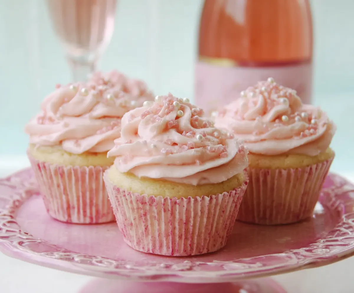 Delicious pink champagne cupcakes topped with elegant frosting for a festive celebration